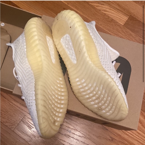 Yeezy Boost 350 - Barely Worn - Picture 2 of 7